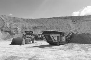 Baumaschinen in Schottergrube