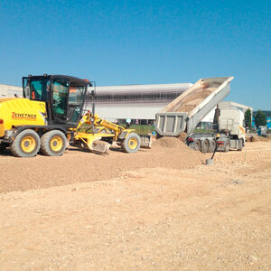Grader und 5 Achser