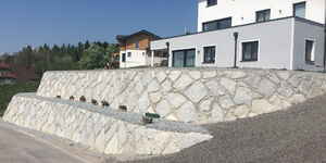 Steinschlichtung zweistufig