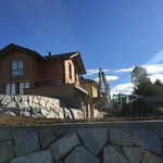 Steinschlichtungen vor Neubau